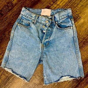 REVICE DENIM EX BOYFRIEND/ TOMMY WASH CUT OFF INTO MIDI SHORTS SIZE 24
